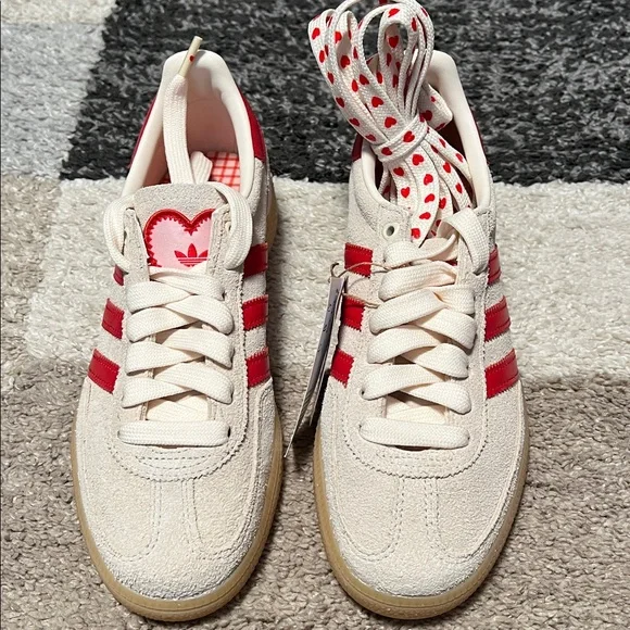 adidas gazelle silver green womens adidas Samba OG Valentines Day Comfort Closure Elastic Laces Infant Toddler  L KI6682  Shoe Palace